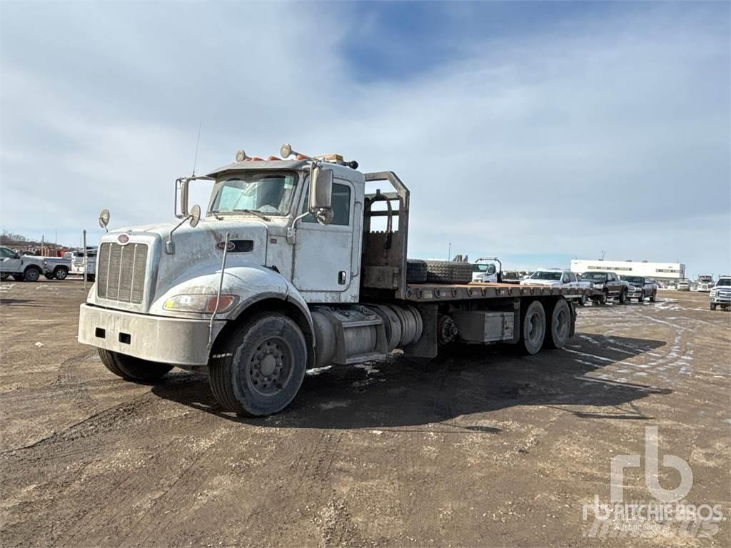 Peterbilt 348 Absetzkipper