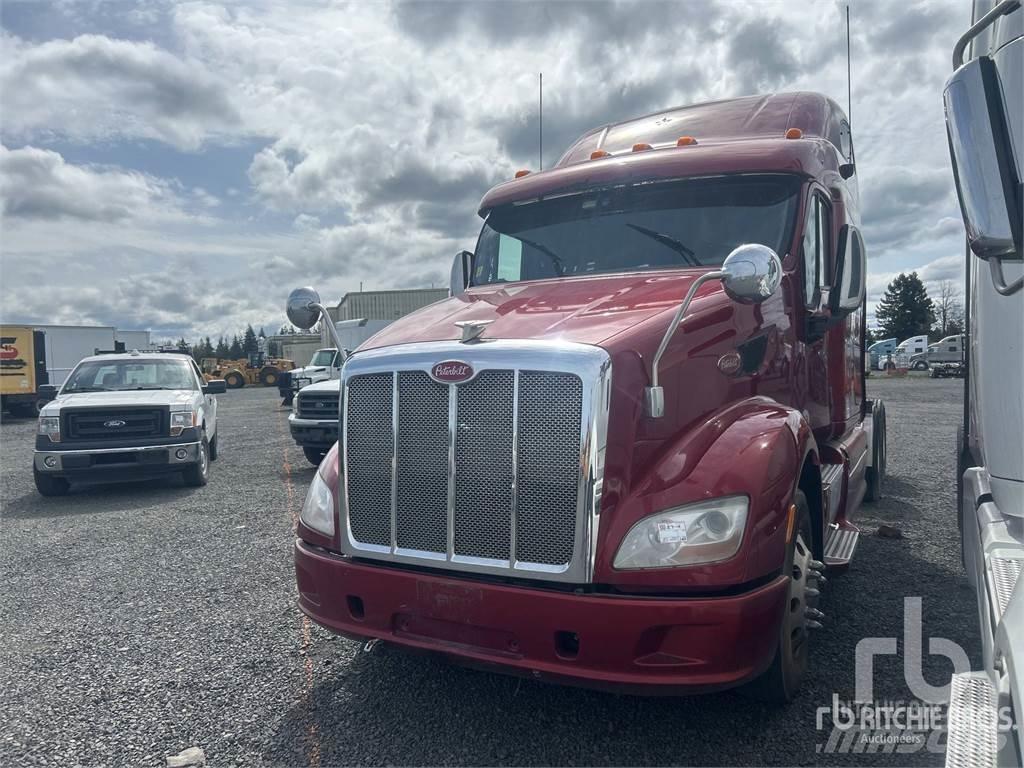 Peterbilt 587 Sattelzugmaschinen