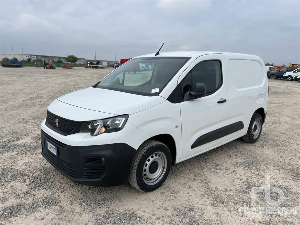 Peugeot PARTNER Lieferwagen