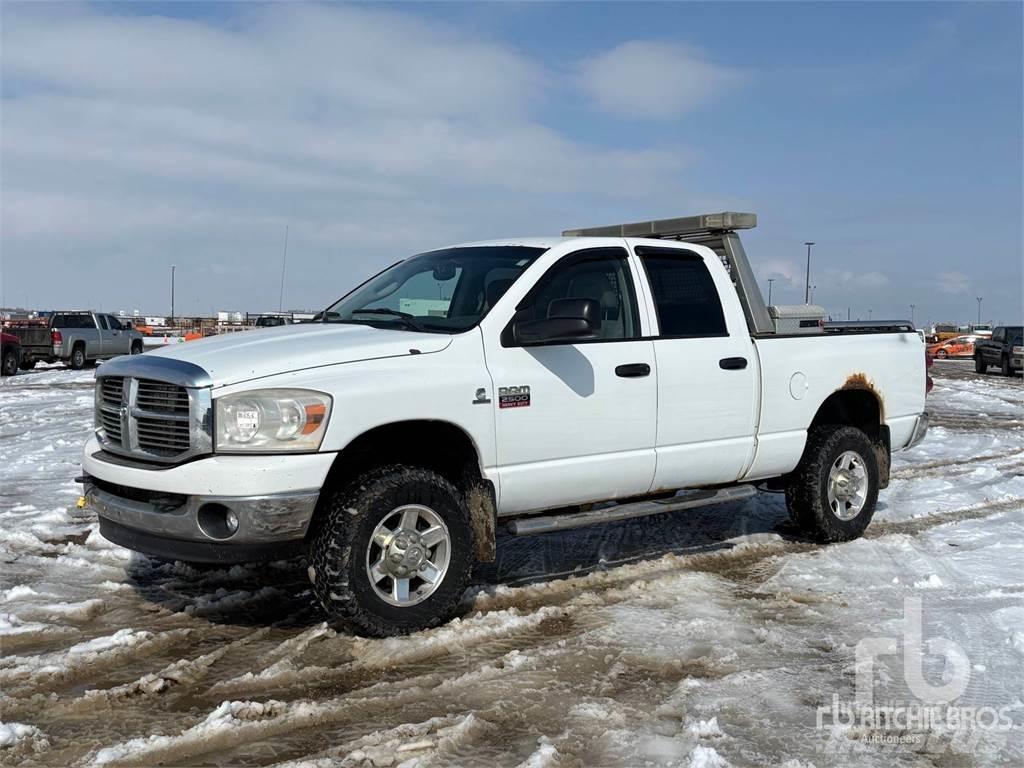 RAM 2500 Pickup/Pritschenwagen