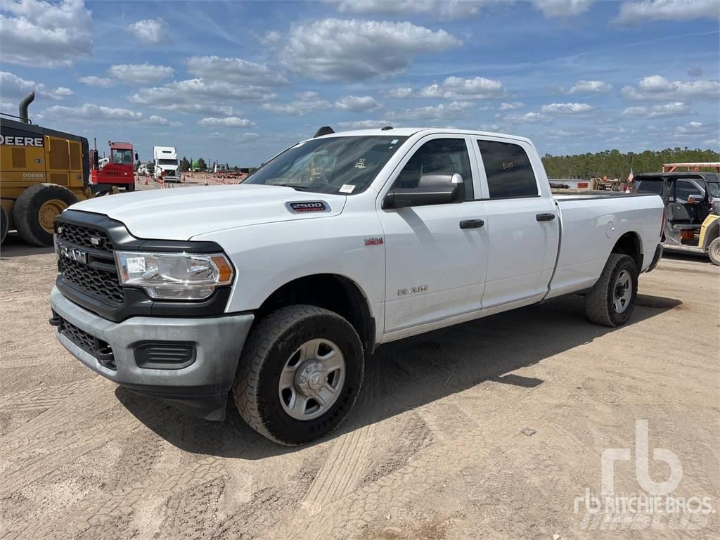 RAM 2500 Pickup/Pritschenwagen