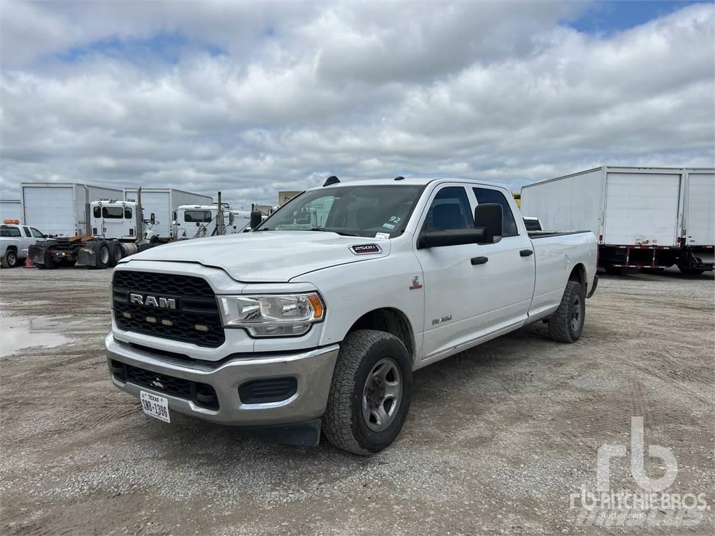 RAM 2500 Pickup/Pritschenwagen