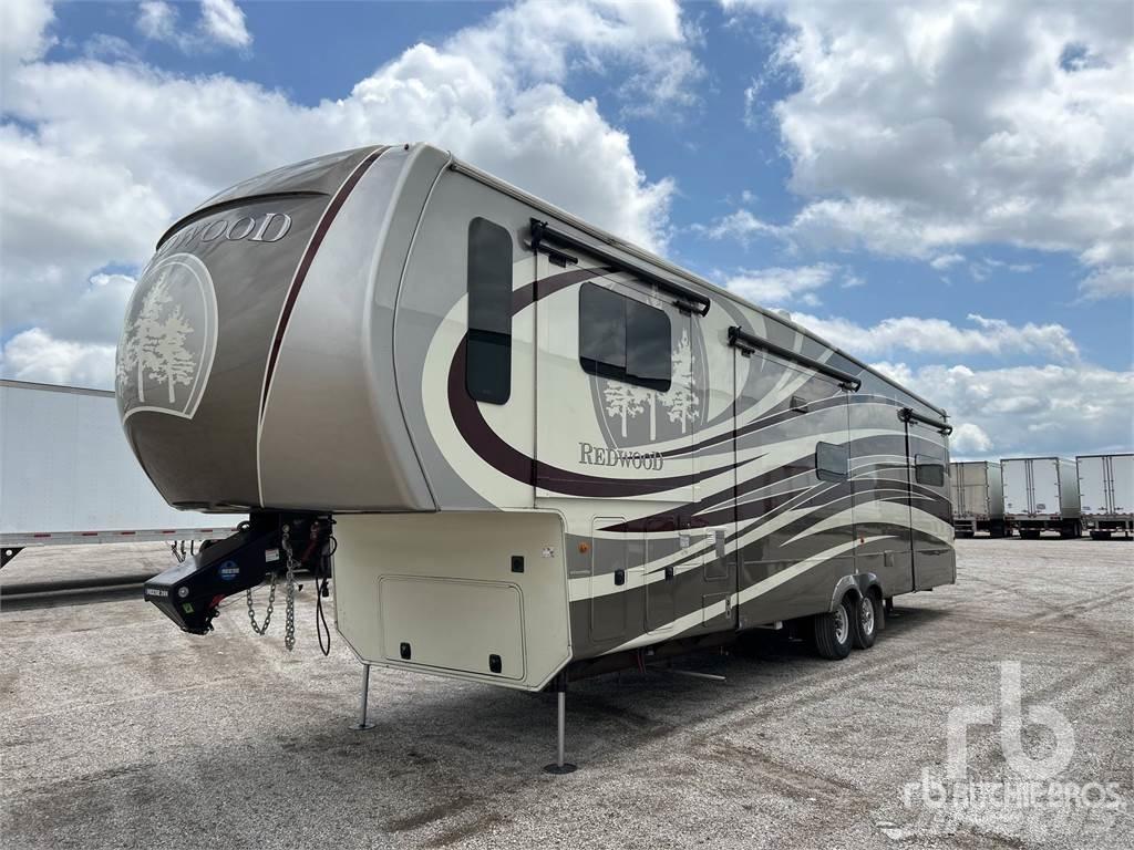  REDWOOD 38FL Leichtauflieger