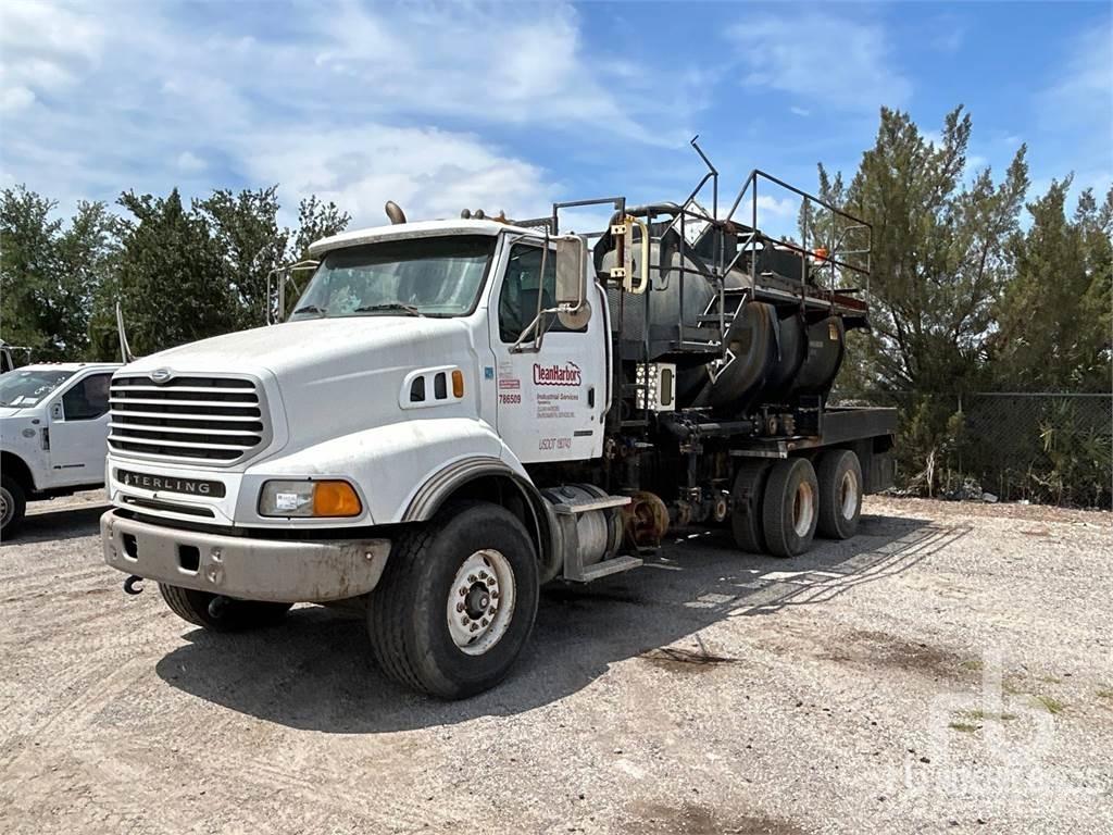 Sterling L9500 Saug- und Druckwagen
