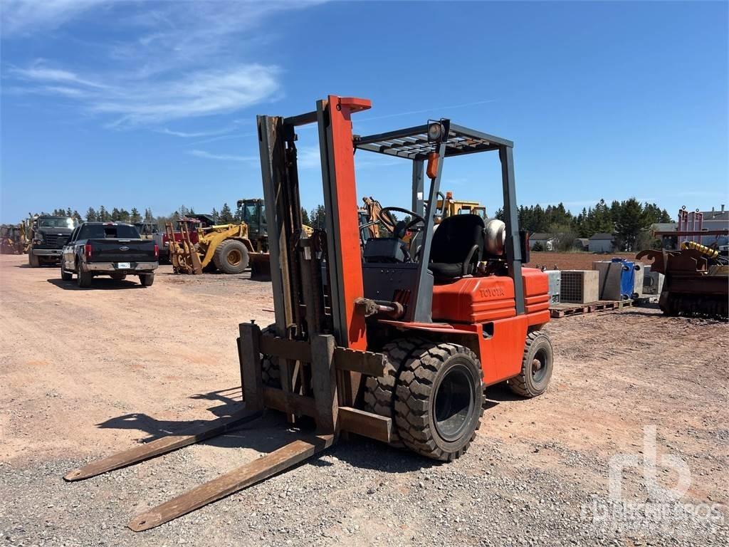 Toyota 02-5FG30 Dieselstapler