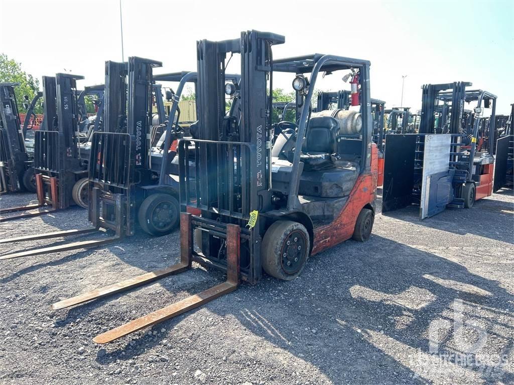 Toyota 8FGCU25 Dieselstapler