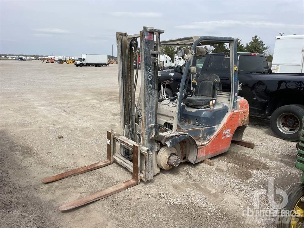 Toyota 8FGU25 Dieselstapler