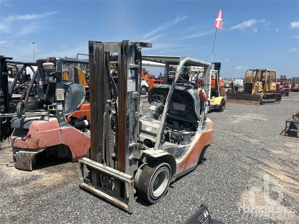 Toyota 8FGU25 Dieselstapler