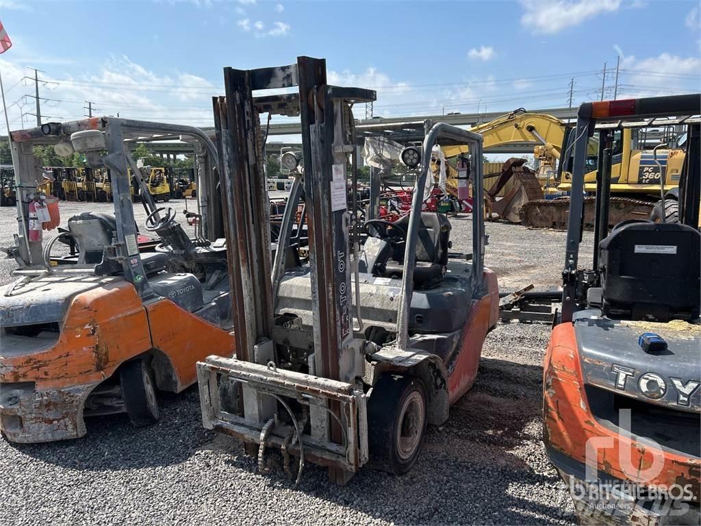 Toyota 8FGU25 Dieselstapler