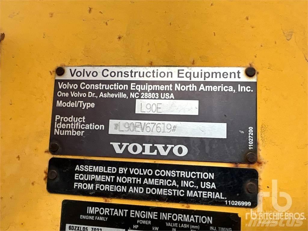 Volvo L90E Radlader