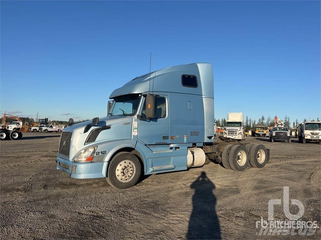 Volvo VNL Sattelzugmaschinen