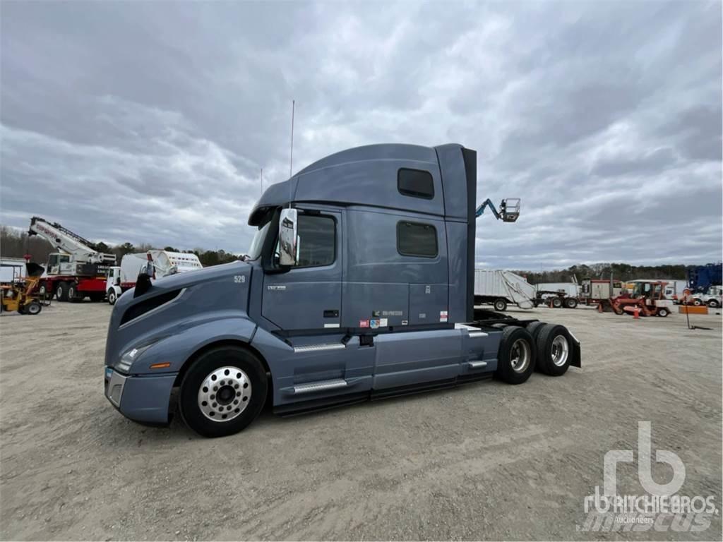 Volvo VNL Sattelzugmaschinen