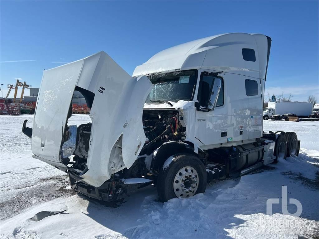 Volvo VNL Sattelzugmaschinen