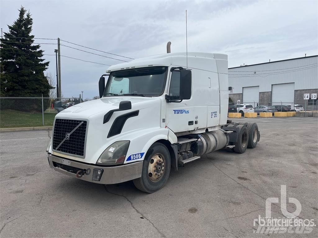 Volvo VNL Sattelzugmaschinen