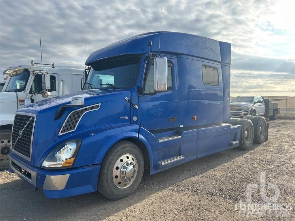 Volvo VNL Sattelzugmaschinen