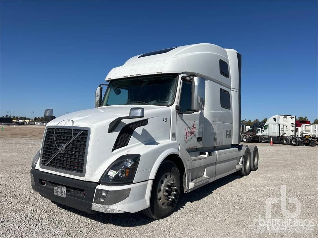 Volvo VNL Sattelzugmaschinen