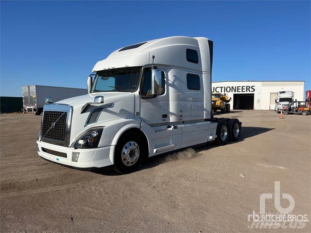 Volvo VNL Sattelzugmaschinen