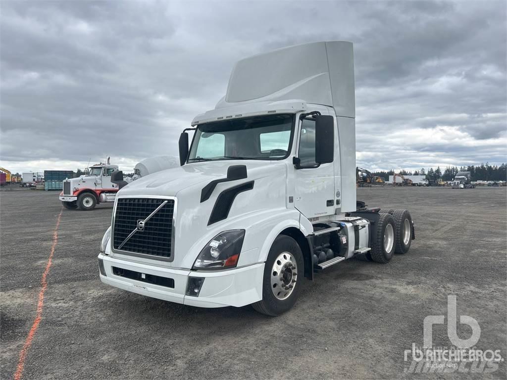 Volvo VNL Sattelzugmaschinen