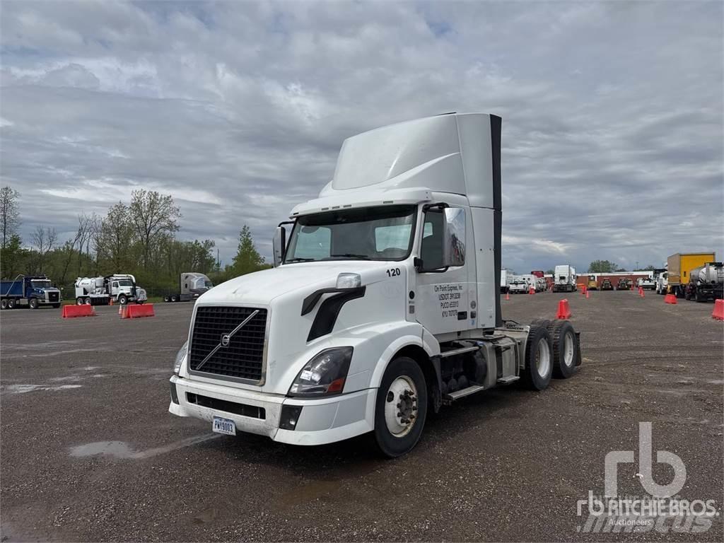 Volvo VNL Sattelzugmaschinen
