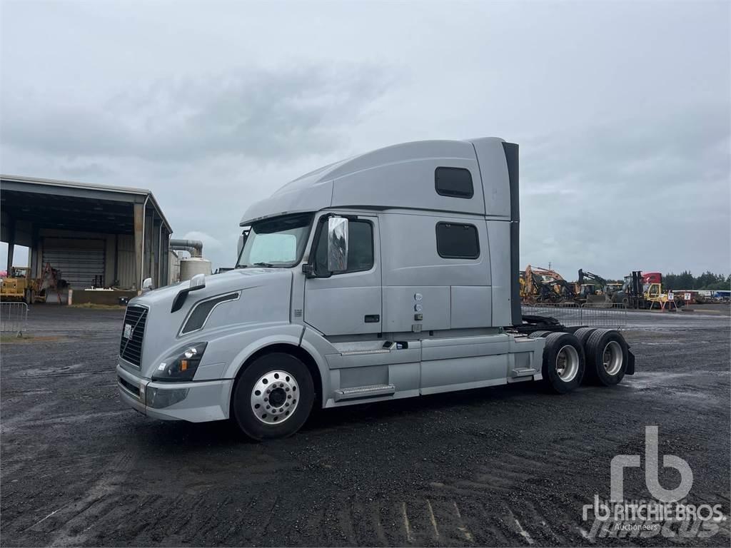 Volvo VNL Sattelzugmaschinen