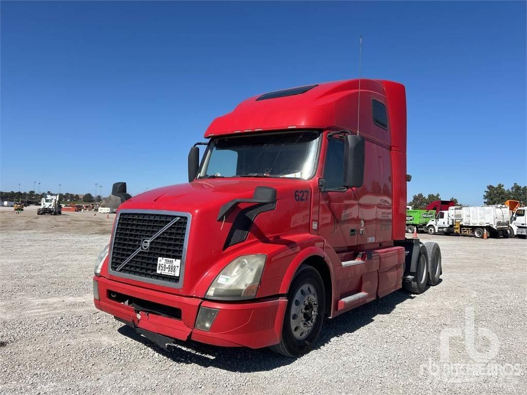Volvo VNL670 Sattelzugmaschinen