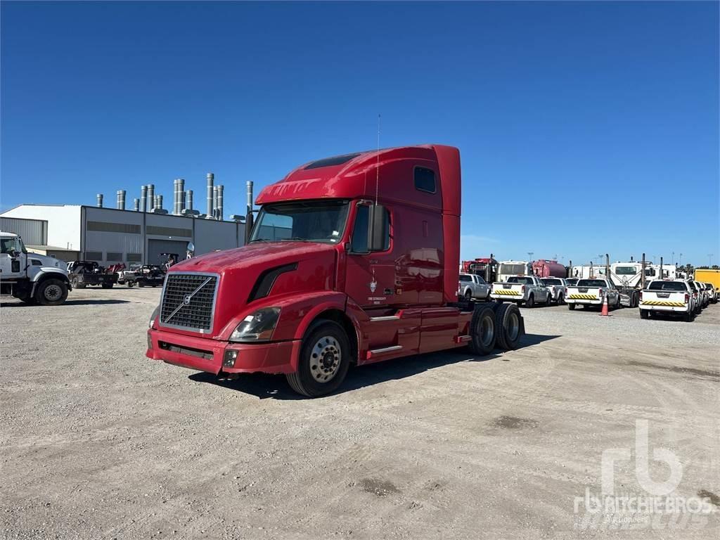Volvo VNL670 Sattelzugmaschinen