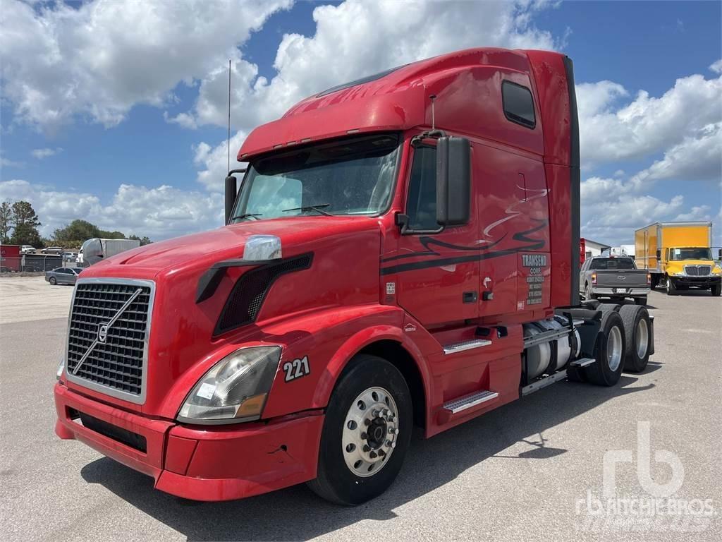 Volvo VNL670 Sattelzugmaschinen