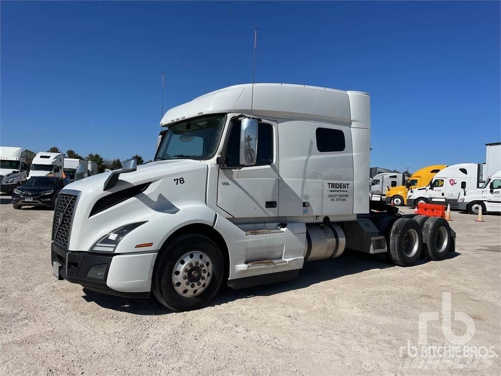 Volvo VNL740 Sattelzugmaschinen