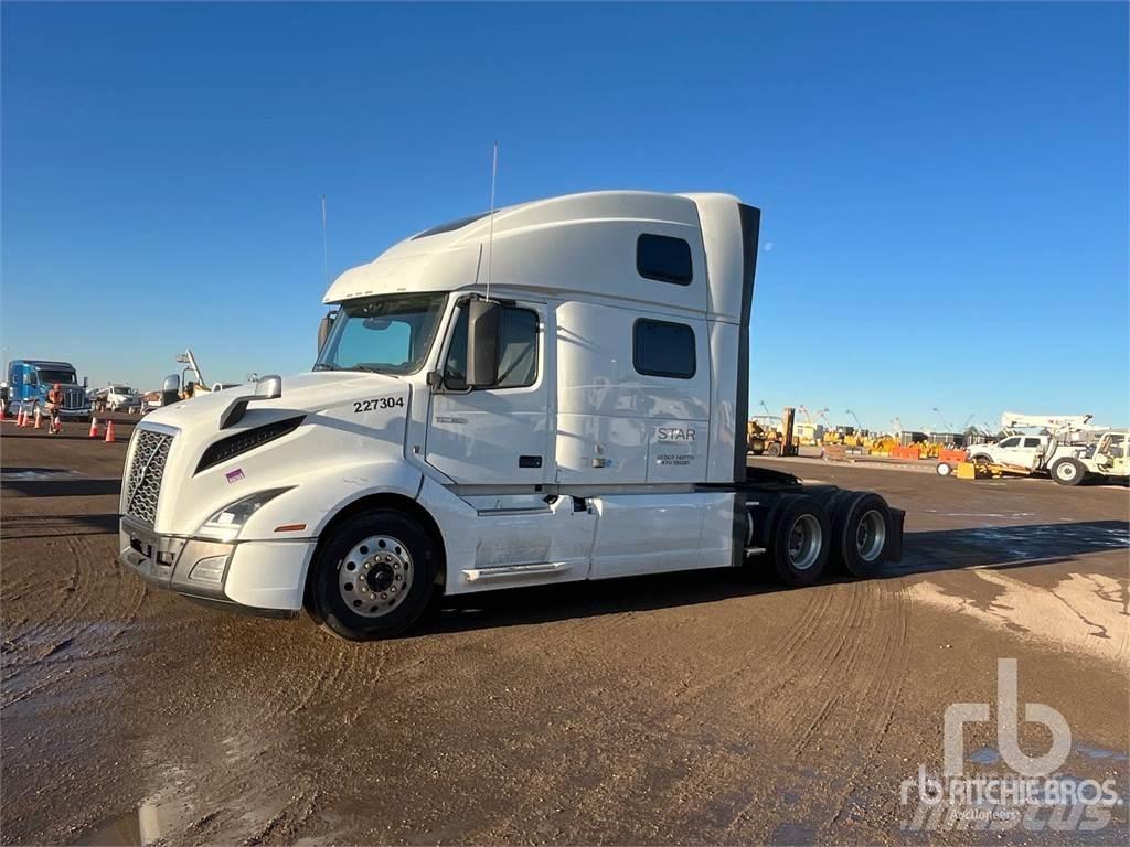 Volvo VNL860 Sattelzugmaschinen