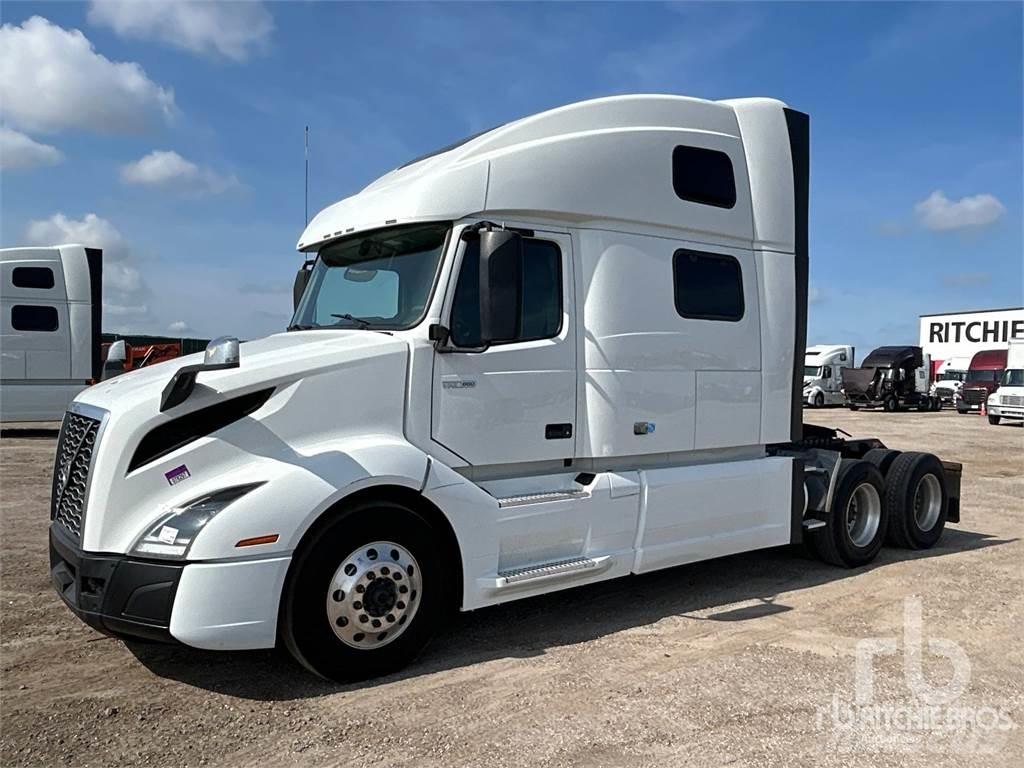 Volvo VNL860 Sattelzugmaschinen