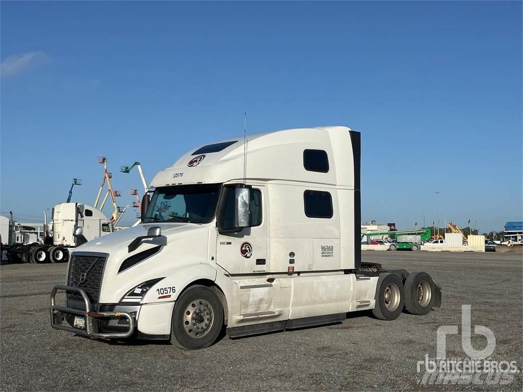 Volvo VNL860 Sattelzugmaschinen