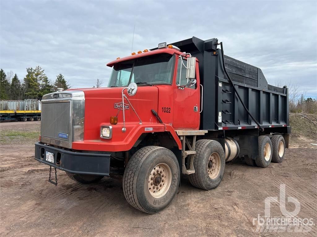 White/GMC ACL Kipper