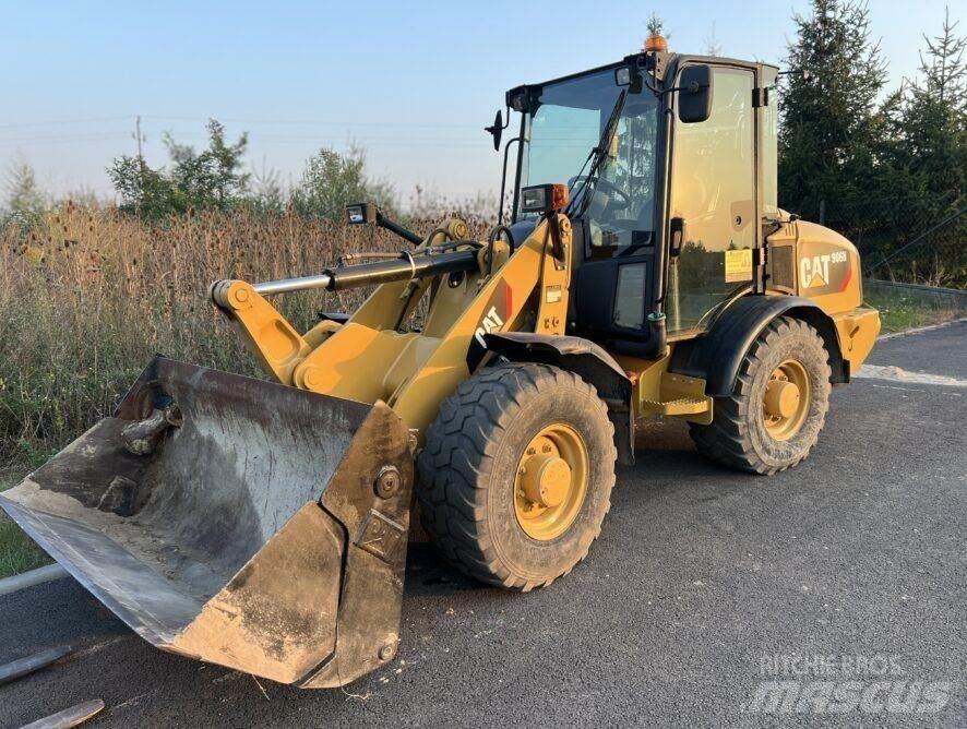 CAT 906H Geräteträger