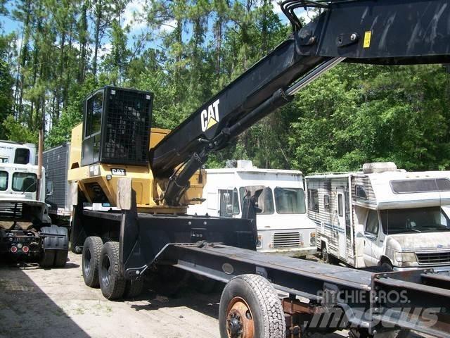 CAT 559D Sonstige Forstmaschinen