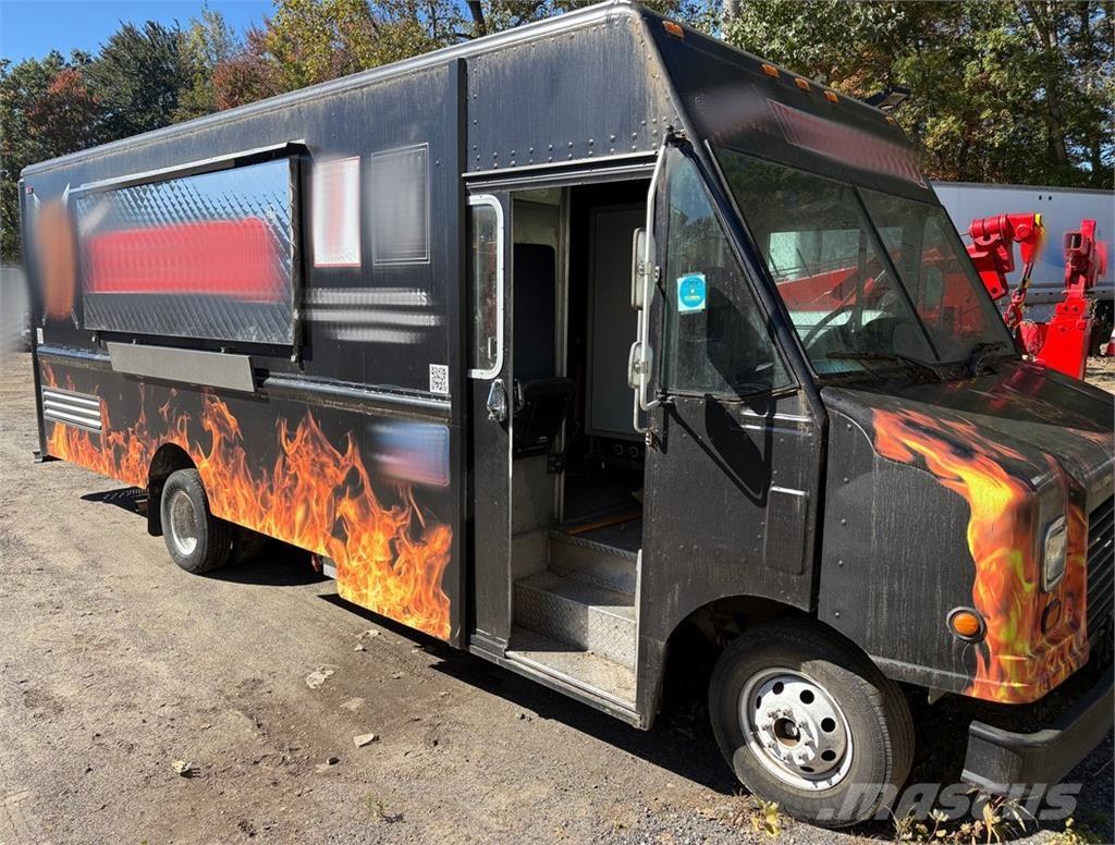 Ford E-350 Kofferaufbau