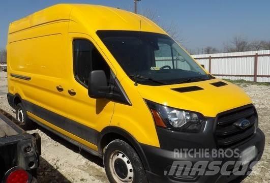 Ford Transit 250 Andere Fahrzeuge