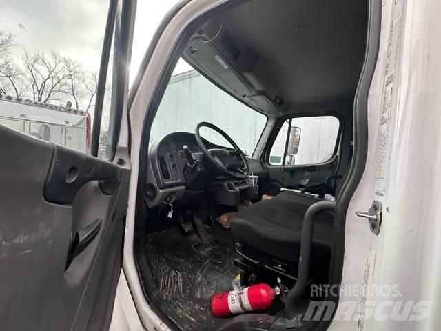 Freightliner M2 Kofferaufbau