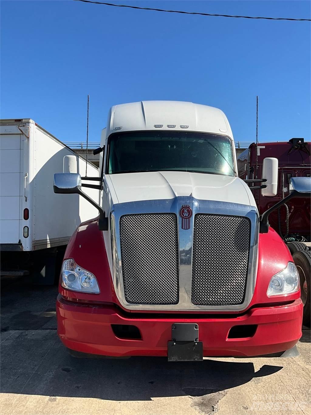 Kenworth T680 Sattelzugmaschinen