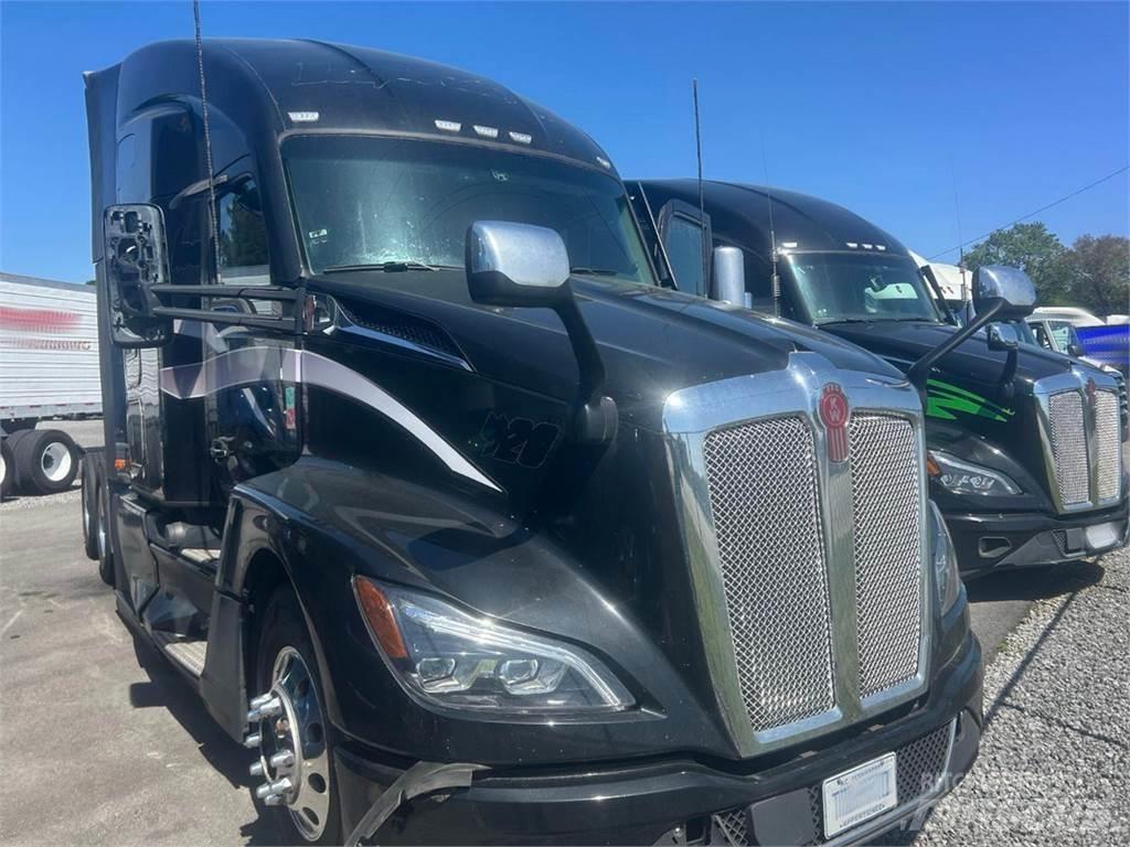 Kenworth T680 Sattelzugmaschinen