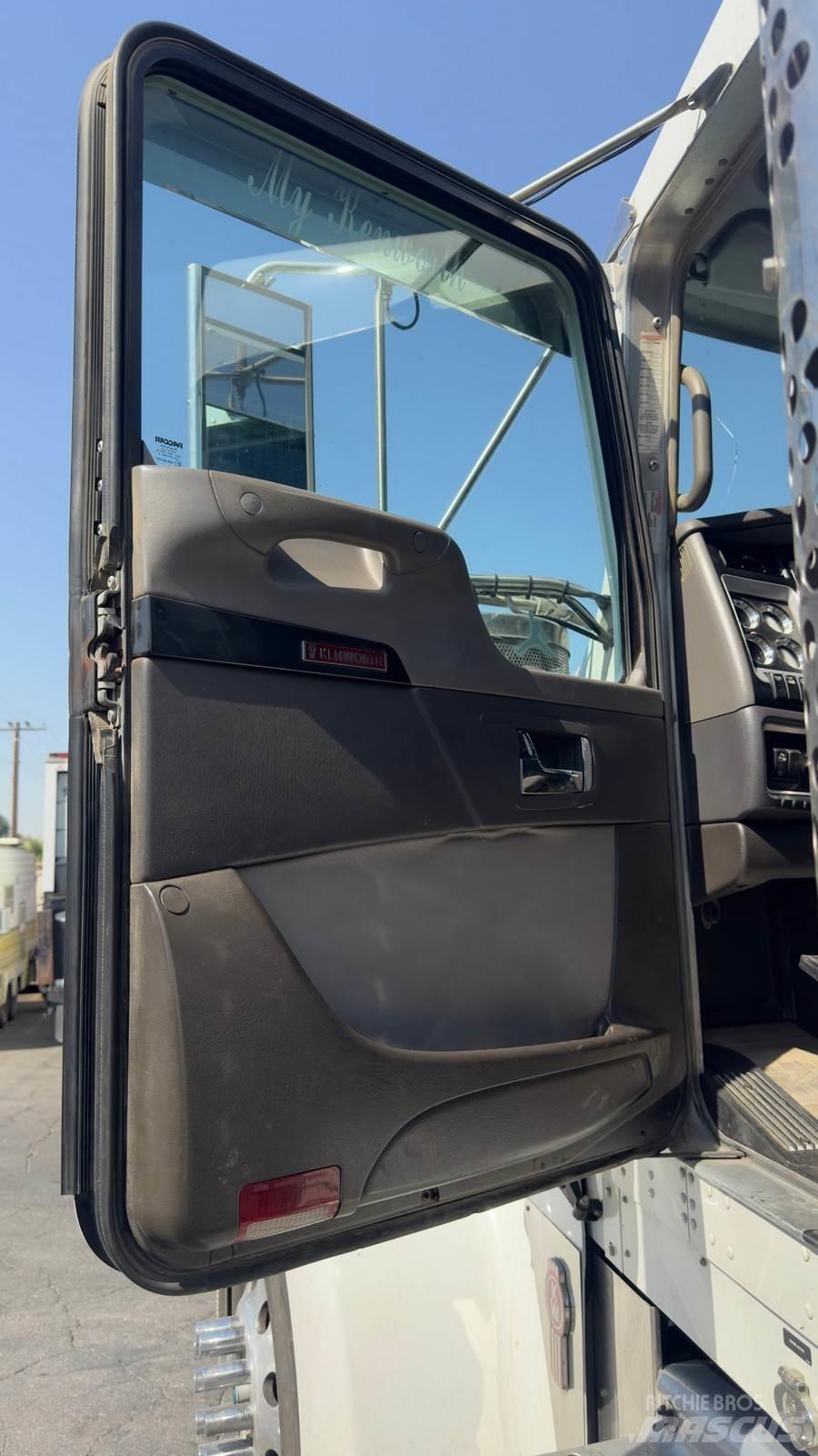 Kenworth W900 Sattelzugmaschinen