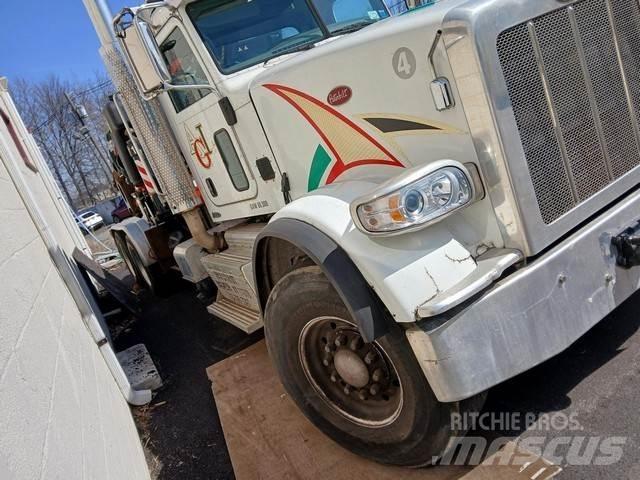 Peterbilt 367 Andere Fahrzeuge