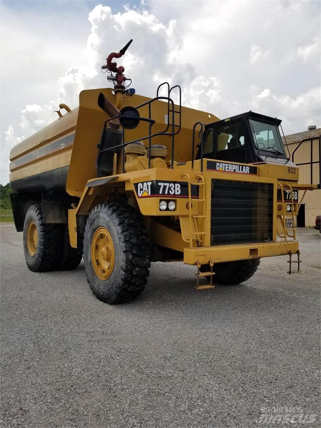 CAT 773B Wassertanker
