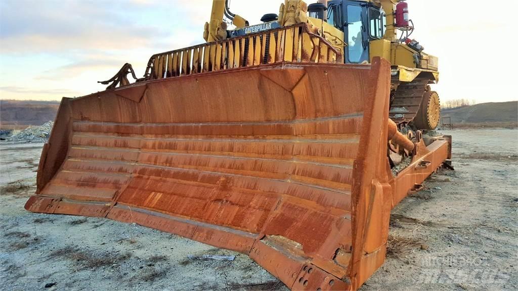CAT D11R Bulldozer