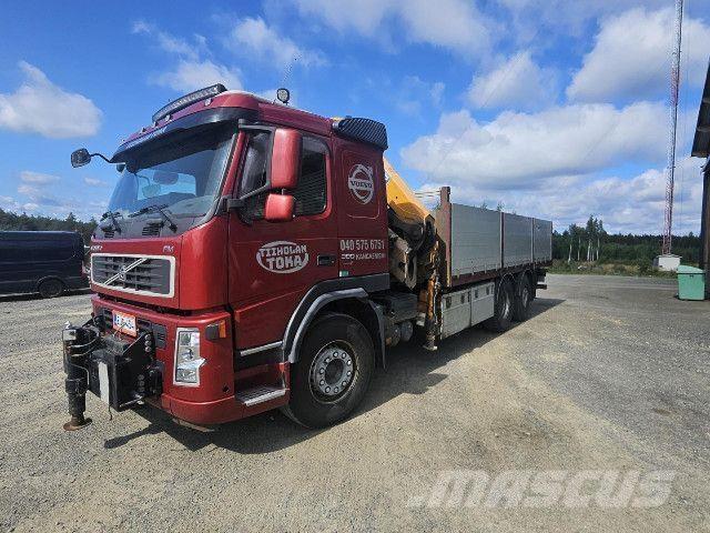 Volvo FM 9 Pritschenwagen/Pritschenwagen mit Seitenklappe