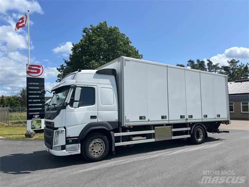 Volvo FM330 Kofferaufbau