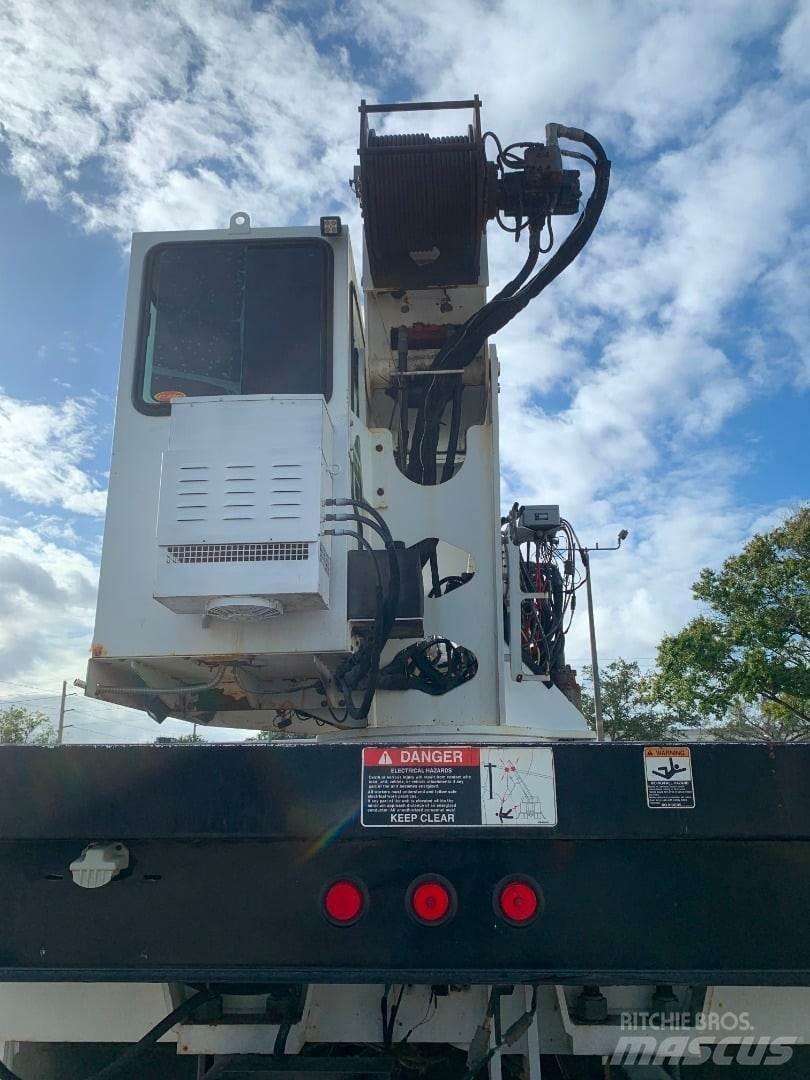 Altec 38103 Kranwagen