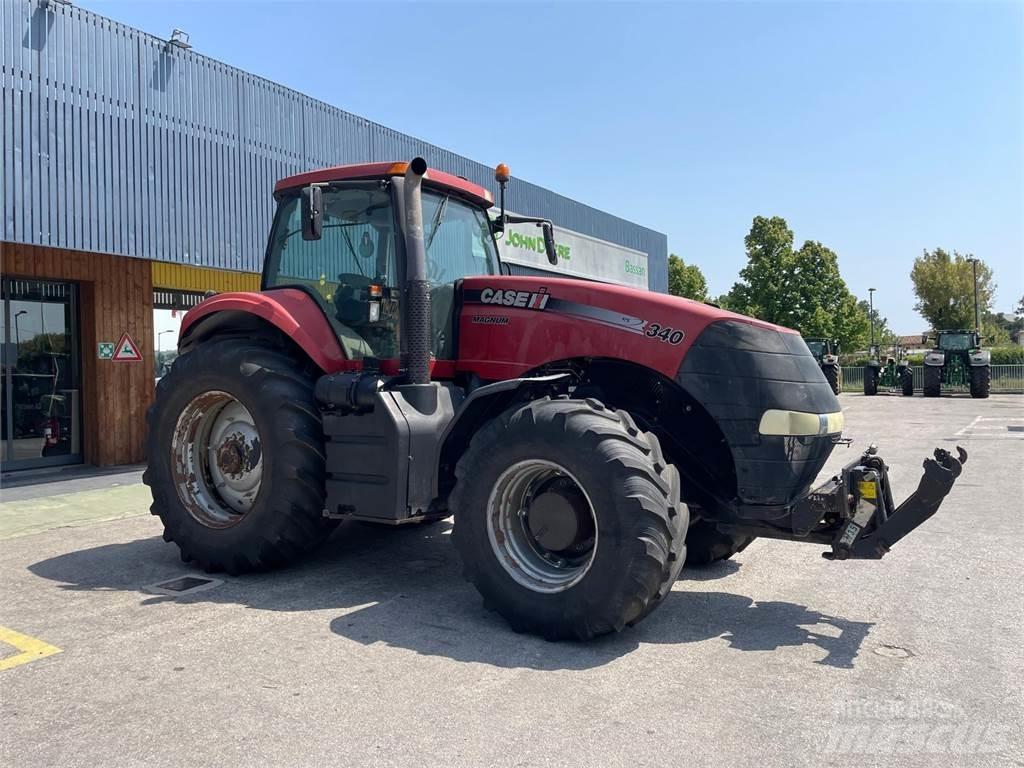 Case IH MAGNUM 340 Traktoren