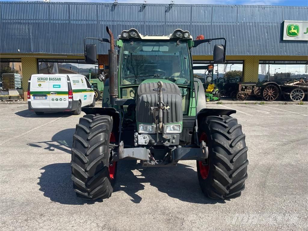 Fendt 211 VARIO Traktoren