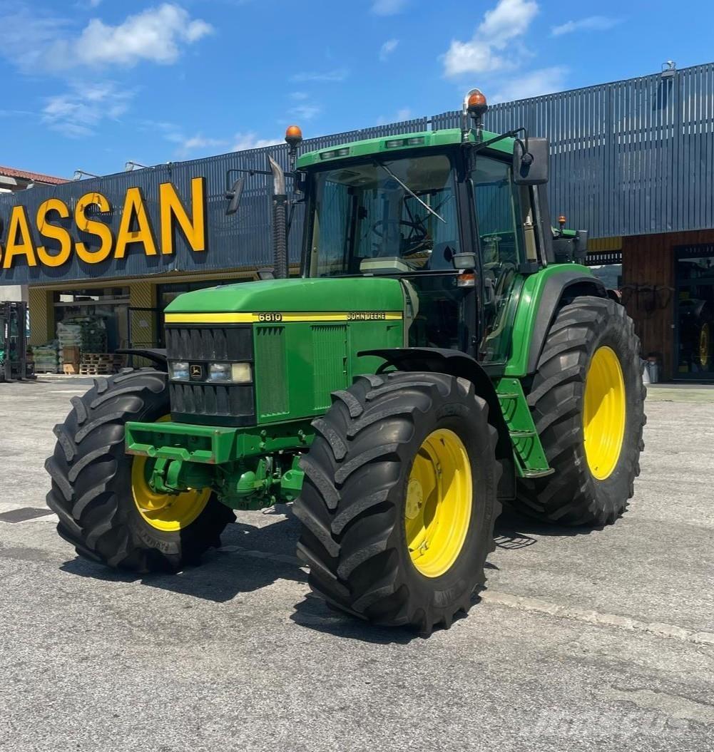 John Deere 6810 Traktoren
