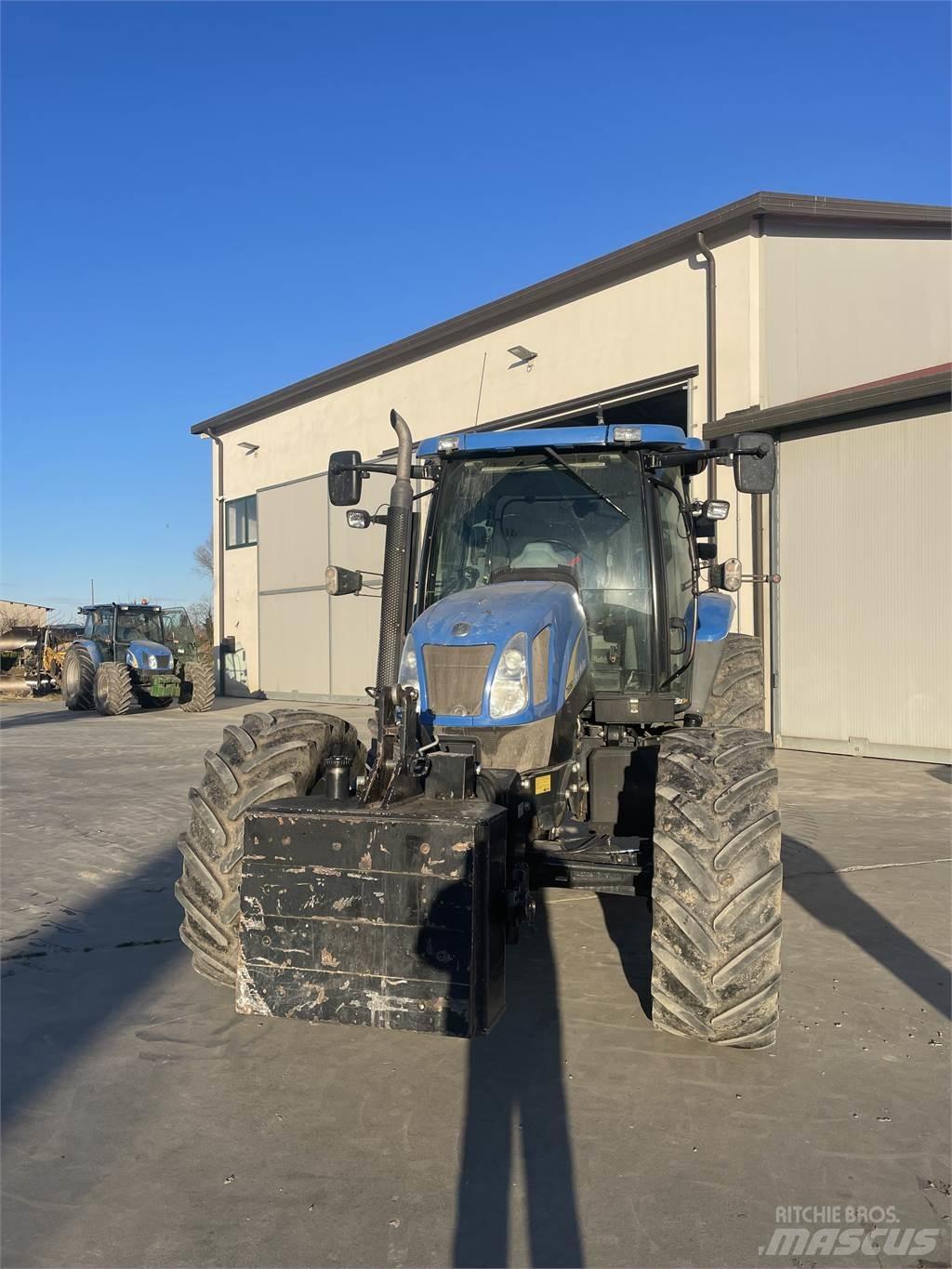New Holland T6060 Traktoren